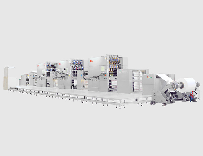 MK 3920SW卷筒紙機(jī)組式模切機(jī)
技術(shù)描述：卷筒紙多機(jī)組整機(jī)設(shè)計(jì)技術(shù)
                 高速間歇式送紙控制技術(shù)
                 真空送箔輸送控制技術(shù)
告別單張紙加工浪費(fèi)，進(jìn)入高自動(dòng)化、多工位組合的新時(shí)代。
無(wú)需叼口空白，每張紙平均節(jié)約15mm，每1000米卷筒紙至少節(jié)約25M，成品率至少提升2.5%